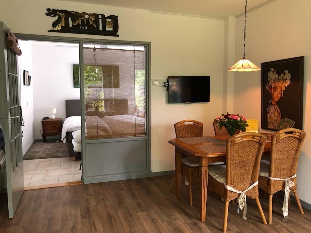 Bunga Melati Apartamento Middelburg Exterior foto